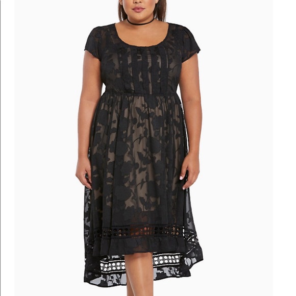 torrid Dresses & Skirts - NWT torrid size 16 textured Hilo dress